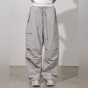 Local European light gray cargo baggy parachute pants size L/XL